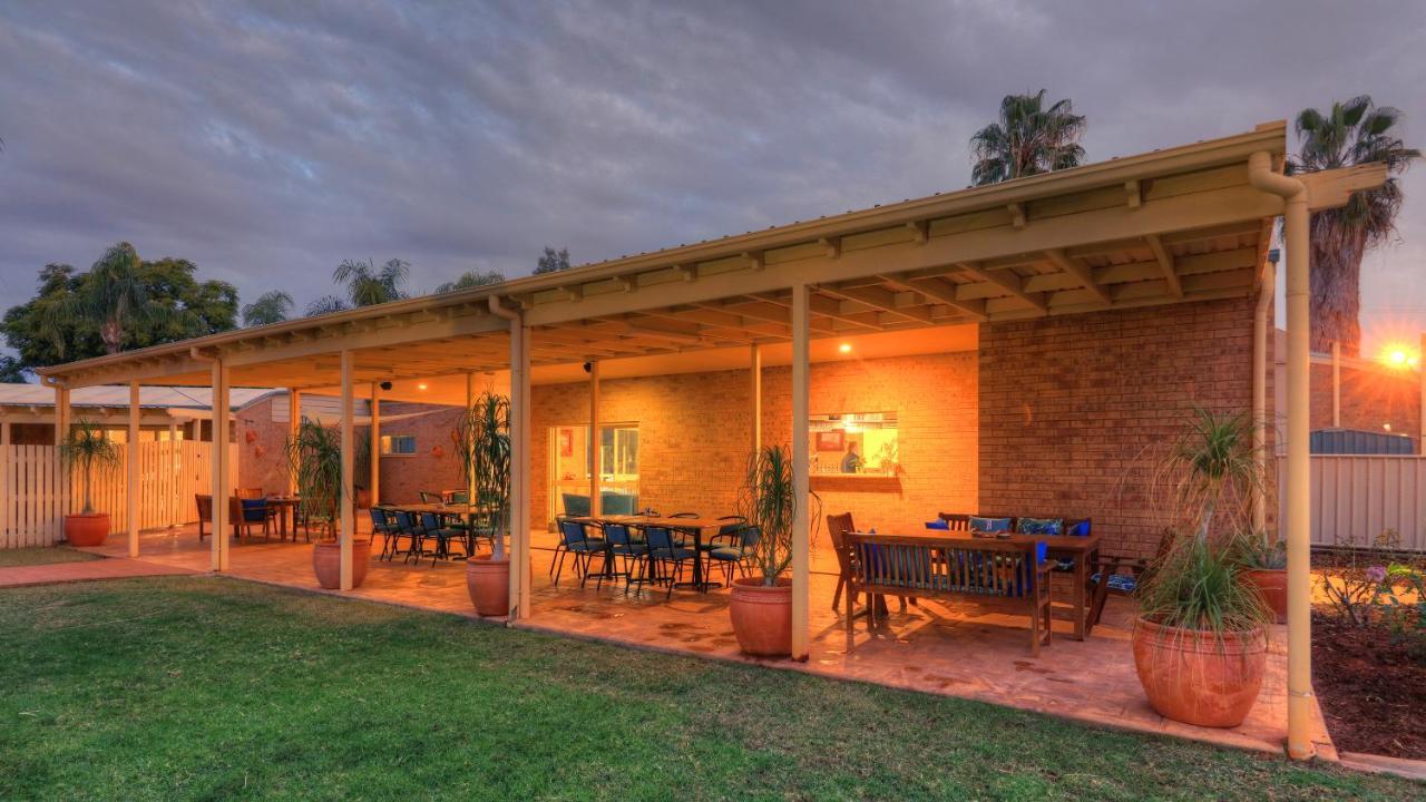 Mulga Country Motor Inn Charleville Dış mekan fotoğraf