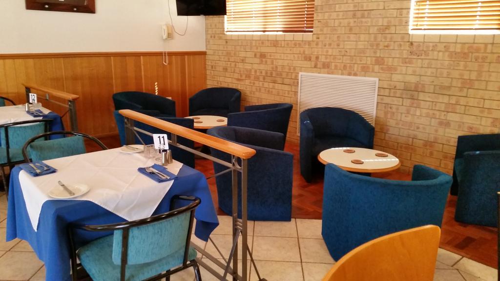 Mulga Country Motor Inn Charleville Dış mekan fotoğraf
