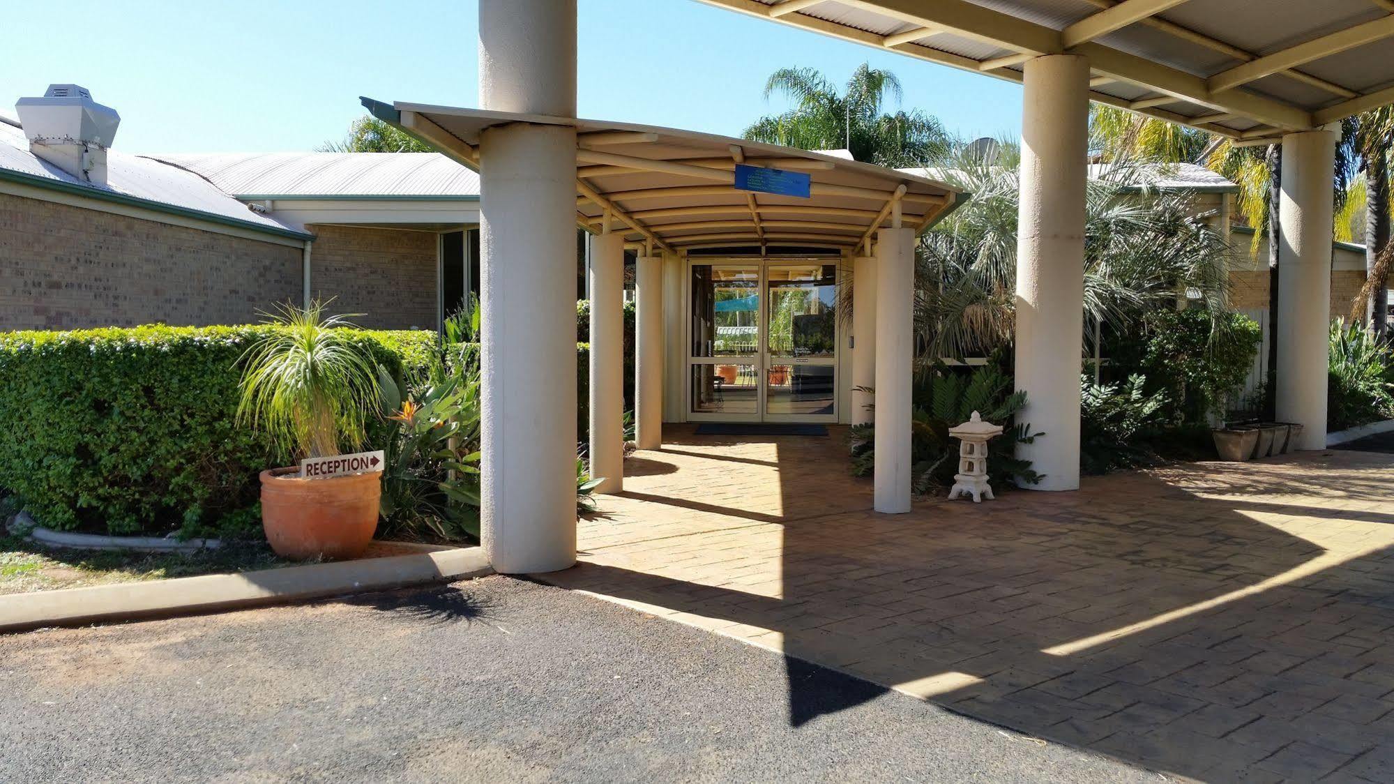 Mulga Country Motor Inn Charleville Dış mekan fotoğraf